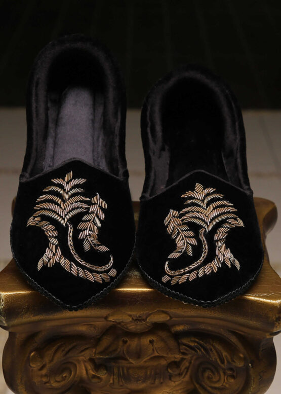 Handmade Black & Gold Motif Velvet Khussa Handmade Velvet Khussa with Black & Gold Motif