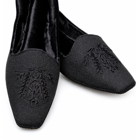 Handmade Black Motif Khussa Black Motif Khussa