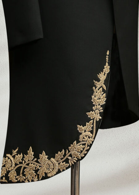 Black And Gold Side-Cut Sherwani Black And Gold Side-Cut Sherwani