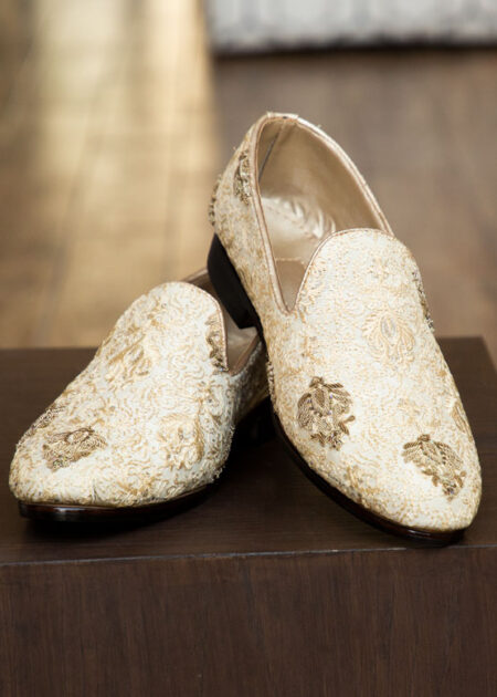 White Rock Embroidered Loafer