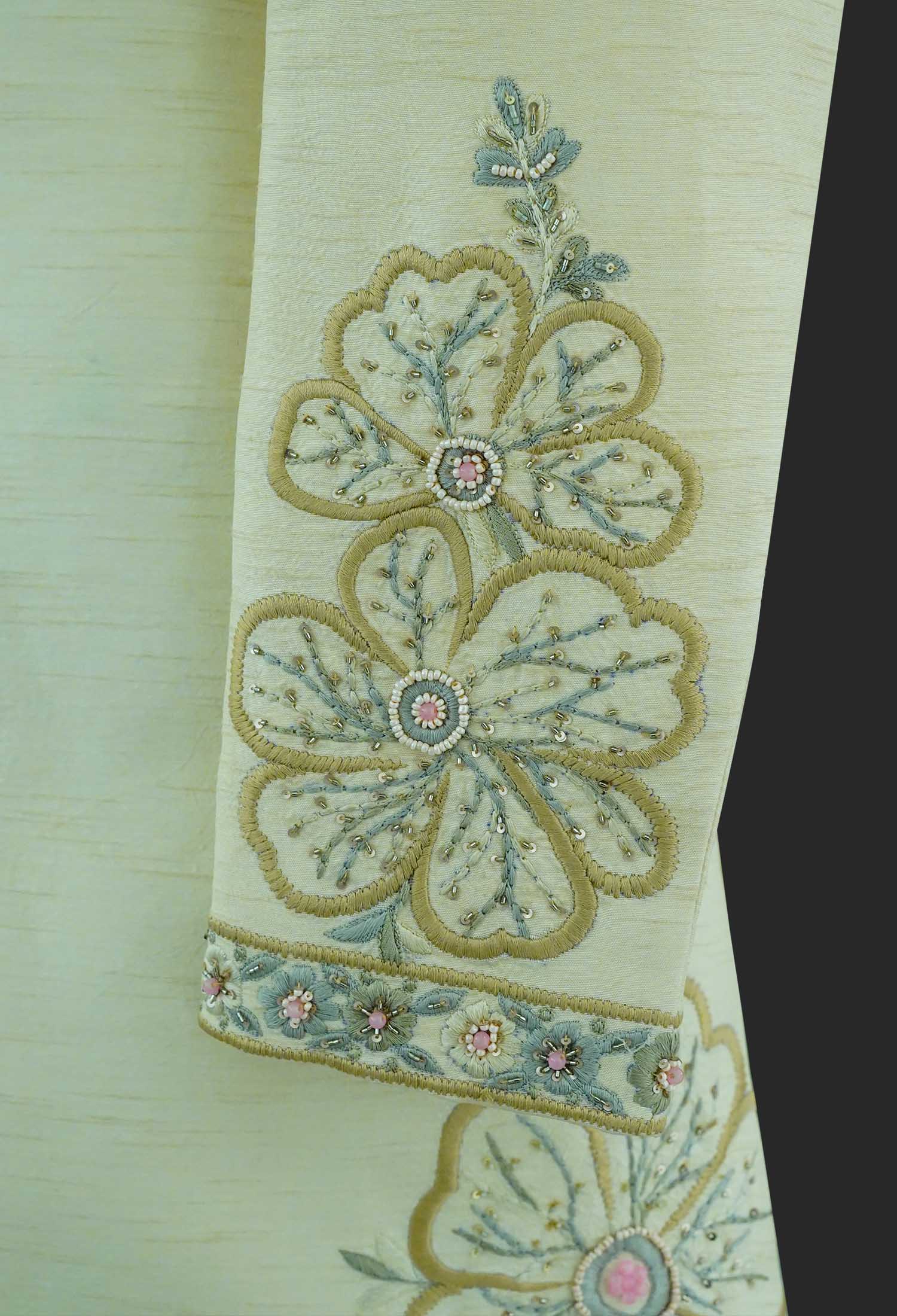 04 Sherwani Off White Sherwani with Floral Embroidery Off White Sherwani with Floral Embroidery