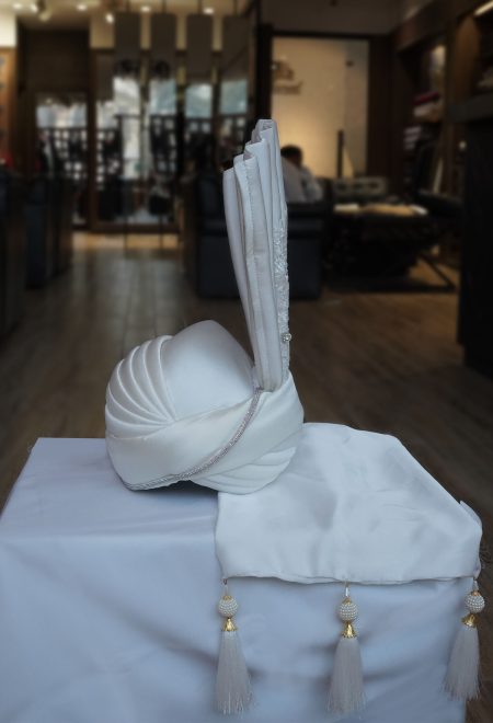 White Embroidered Turban White Embroidered Turban