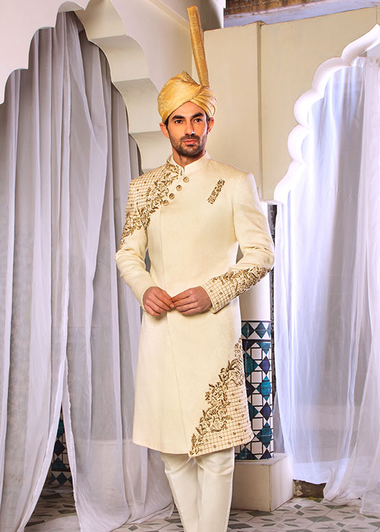How To Get Properly Fitted Sherwani For Weddings With Shameel Khan Fitted Sherwani For Weddings How to Get Properly Fitted Sherwani for Weddings with Shameel Khan Fitted Sherwani for Weddings